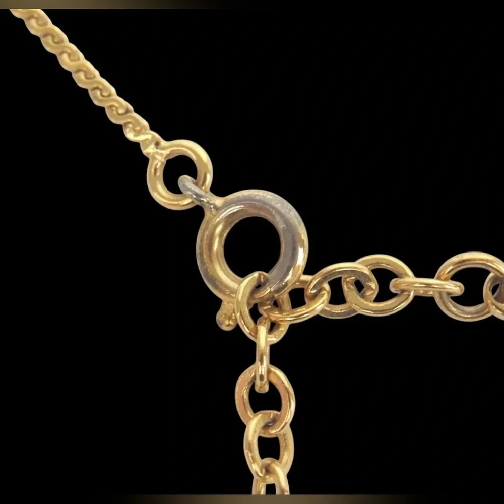 DIOR CD Logo Necklace 🤩 - Picture 8 of 9